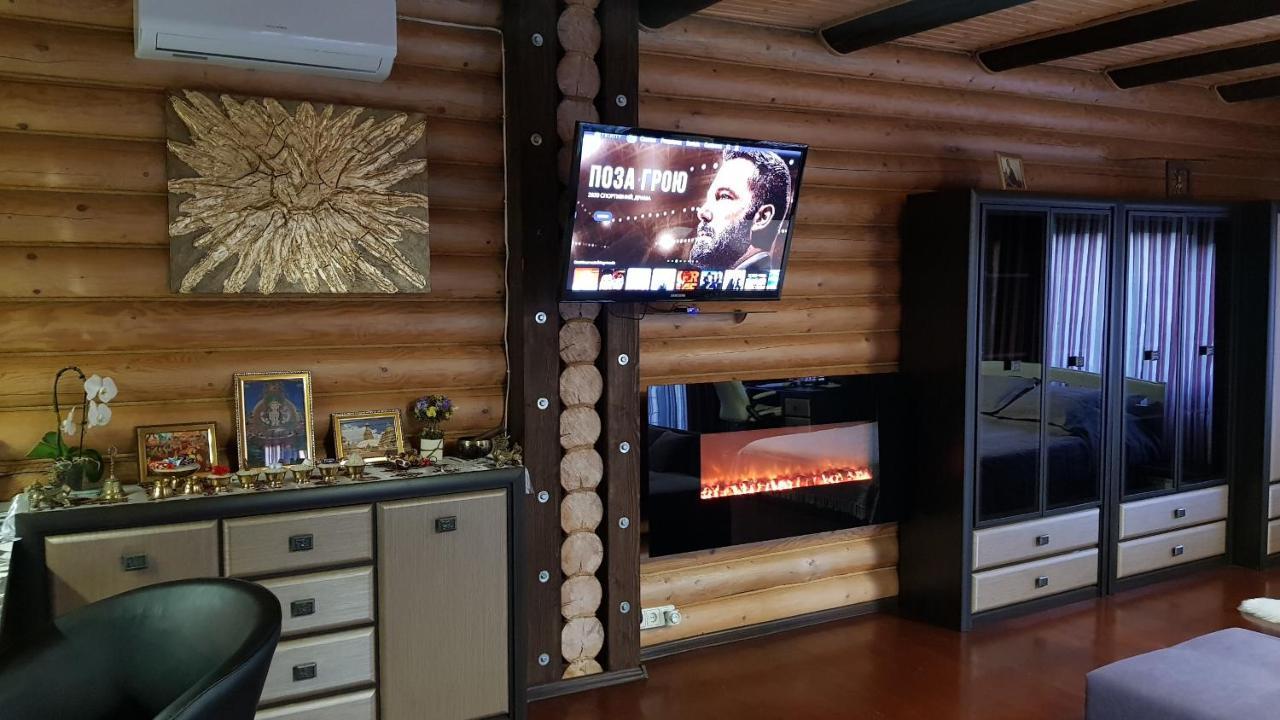 Luxury Villa With Pool And Sauna Чернивци Екстериор снимка
