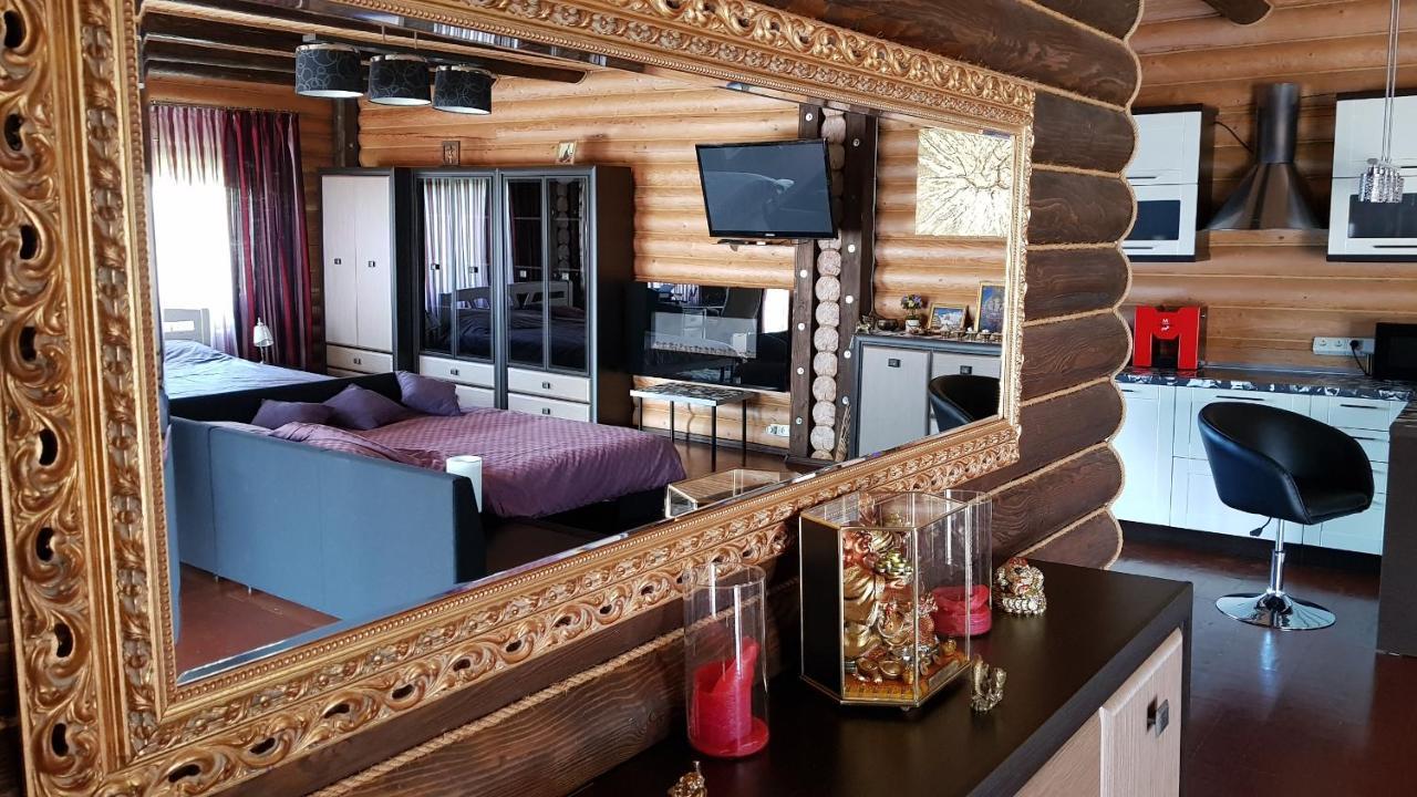 Luxury Villa With Pool And Sauna Чернивци Екстериор снимка